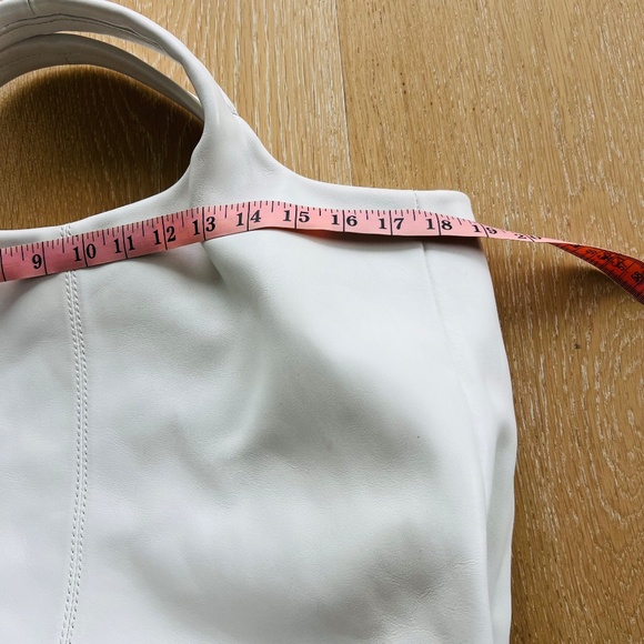 Tods Authentic White Smooth Leather Shopping Tote Satchel Handbag - Picture 11 of 16